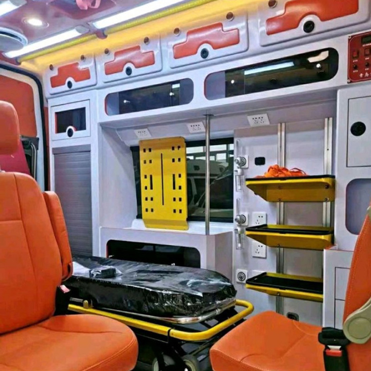 西平长途救护车护送病人租赁价格